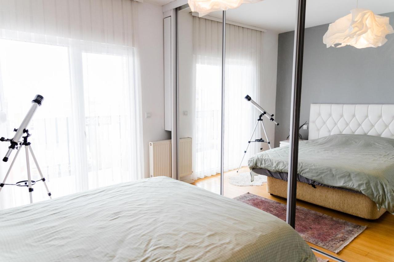 Modern Apartment With A View Feels Like Home Priștina Exterior foto