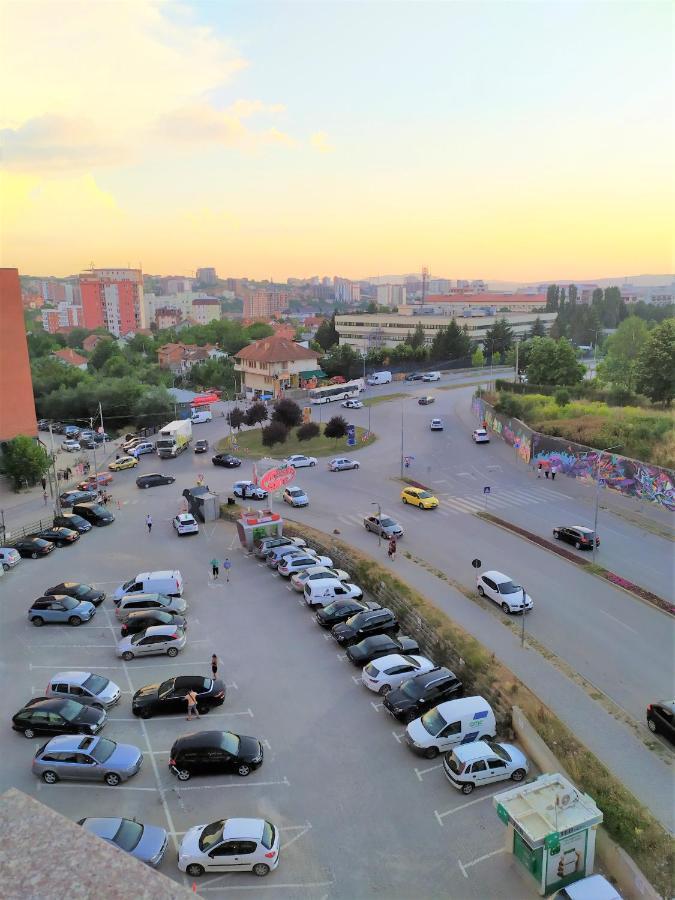 Modern Apartment With A View Feels Like Home Priștina Exterior foto